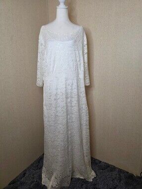 Women's Plus Size Stretch Fully Lined White Floral Lace Maxi Dress